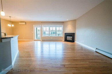 72 Ocean St unit 303, South Portland, ME 04106 - photo 4