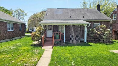 907 W Wyoming St, Allentown, PA 18103 - photo 3