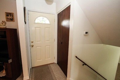 Entry/Foyer