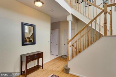 7709 White Willow Ct, Springfield, VA 22153 - photo 3