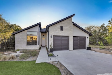 110 C Chisholm, Blanco, TX 78606 - photo 2