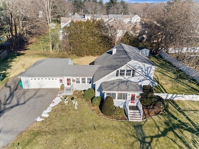 101 W Plain St unit SF, Wayland, MA 01778 - photo 3