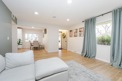 10341 W Vera Ave, Milwaukee, WI 53224 - photo 6