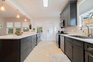 321 Malverne Rd, West Palm Beach, FL 33405 - photo 5