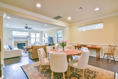 2304 Dunlavy St, Houston, TX 77006 - photo 7