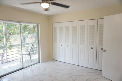 33 Windsor B, West Palm Beach, FL 33417 - photo 6