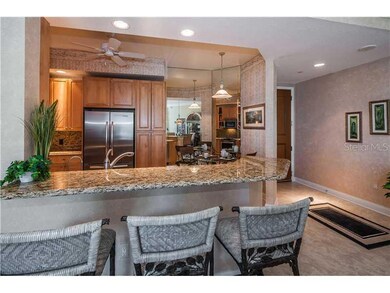Kitchen - Breakfast bar & eating area in the kitchen too!