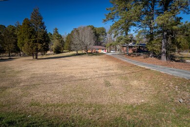 561 Dawnville Rd NE, Dalton, GA 30721 - photo 5