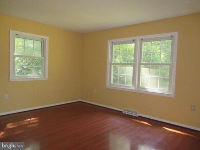 29607 Dogwood Cir, Mechanicsville, MD 20659 - photo 4