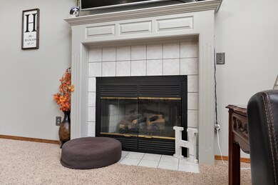 402 N Ellen-17