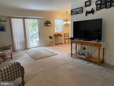 14 Kearney Dr, North Wales, PA 19454 - photo 2