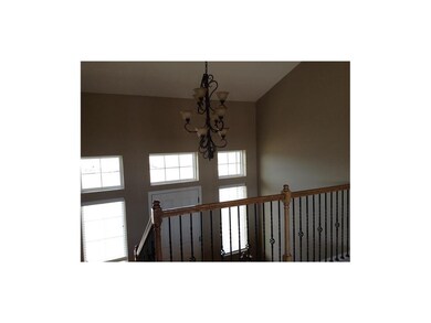 527 Buffalo Dr, Raymore, MO 64083 - photo 6