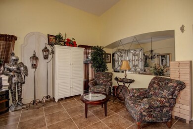 Livingroom (2)