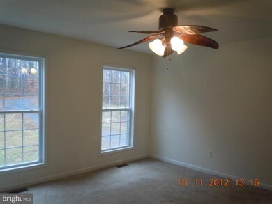 17540 Waterloo Rd, Amissville, VA 20106 - photo 4