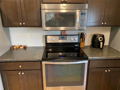 408 5th Ave SW, Cedar Rapids, IA 52404 - photo 7