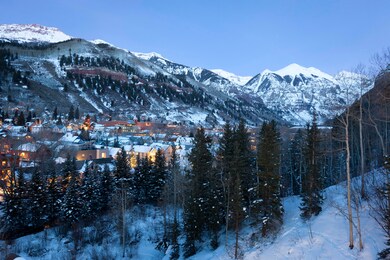 Element 52-Telluride View