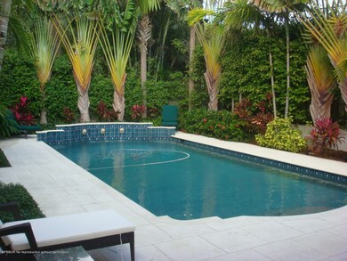 POOL 035