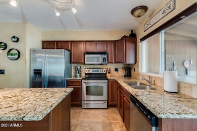 2482 E John Cabot Rd unit 3, Phoenix, AZ 85032 - photo 5