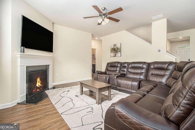 3740 Hampshire Walk SW, Atlanta, GA 30331 - photo 3