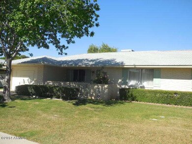 10440 W Kingswood circle Right front