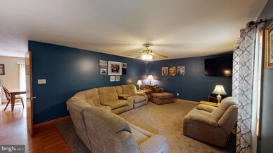 539 Reeves Rd, Keyser, WV 26726 - photo 4