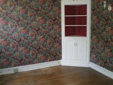 42 Fremont St, Putnam, CT 06260 - photo 6