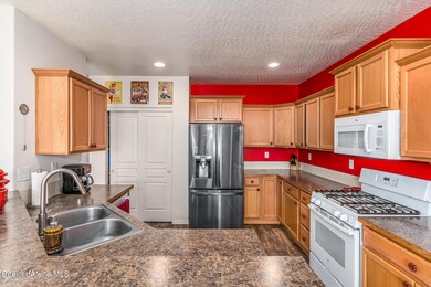 6082 Lofty Ridge St 05