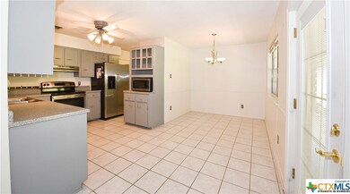 622 Manning Dr, Copperas Cove, TX 76522 - photo 6