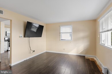 34 W Woodcrest Ave, Maple Shade, NJ 08052 - photo 5