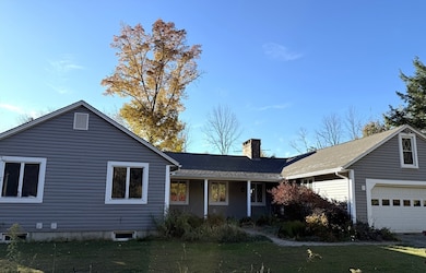 29 Union St, Plainfield, MA 01070 - photo 2