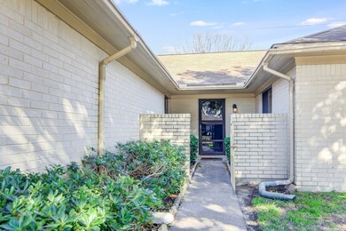 8227 Gulfwood Ln, Houston, TX 77075 - photo 5