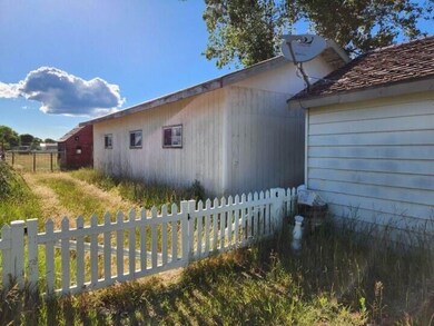 3938 Altamont Dr, Klamath Falls, OR 97603 - photo 4