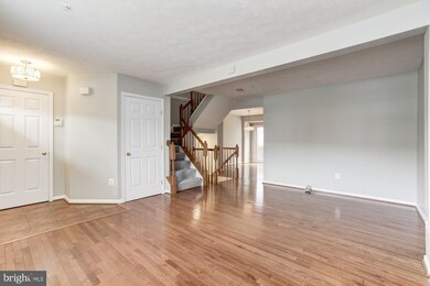 5216 Torrington Cir, Rosedale, MD 21237 - photo 4