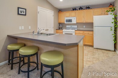 7485 Crooked Creek Dr SW unit 72, Byron Center, MI 49315 - photo 4