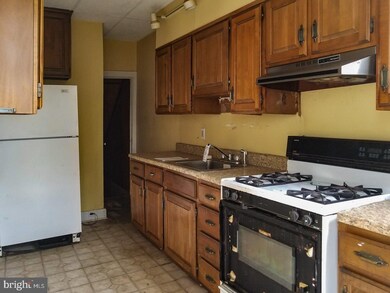 862 Marshall Rd, Sharon Hill, PA 19079 - photo 7