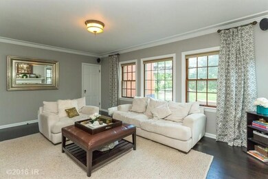 2913 46th St, Des Moines, IA 50310 - photo 4