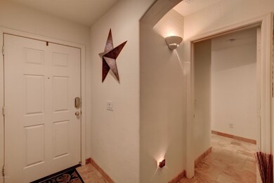 321 W. Dexter Way-17