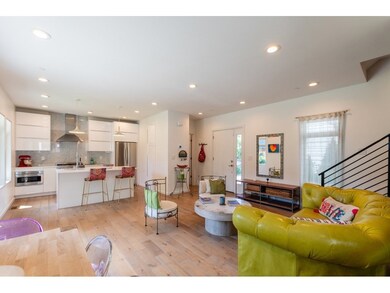 21 Montgomery St unit 21, Cambridge, MA 02140 - photo 4