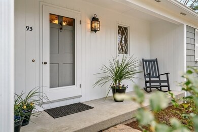 93 Twinbrooke Dr, Holden, MA 01520 - photo 2