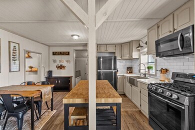 1550 E Reno Rd, Azle, TX 76020 - photo 6