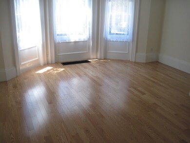 3 Gloucester St unit 3, Boston, MA 02115 - photo 3