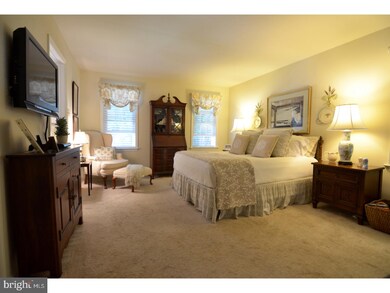 301 Brighton Cir, Devon, PA 19333 - photo 5