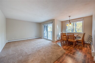 7 Wake Robin Rd unit 311, Lincoln, RI 02865 - photo 2