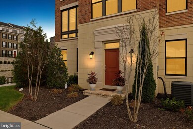 500 Riversail Ln unit 438, Oxon Hill, MD 20745 - photo 4