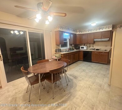 12333 Brown Rd, Eaton Rapids, MI 48827 - photo 7