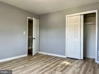 9708 Conmar Rd, Middle River, MD 21220 - photo 3