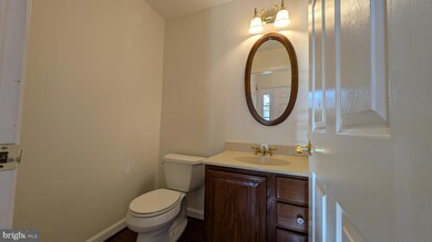 27 Drumcastle Ct, Germantown, MD 20876 - photo 5