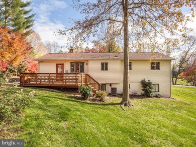 9906 Jonathan Dr, Dunkirk, MD 20754 - photo 3