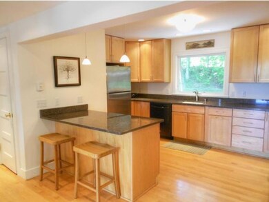 6440 Spear St, Shelburne, VT 05482 - photo 3