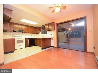 3967 Lovers Ln, Slatington, PA 18080 - photo 6